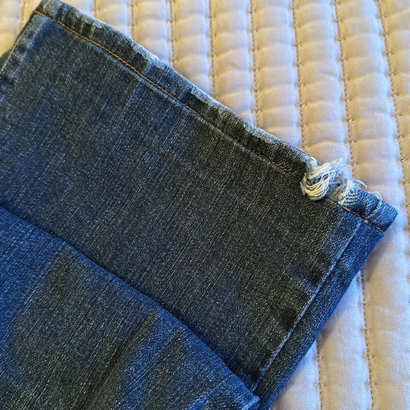 Lucky Brand men’s jeans, button fly, slim bootleg, size: waist 33, hemed to 30. - Picture 6 of 8